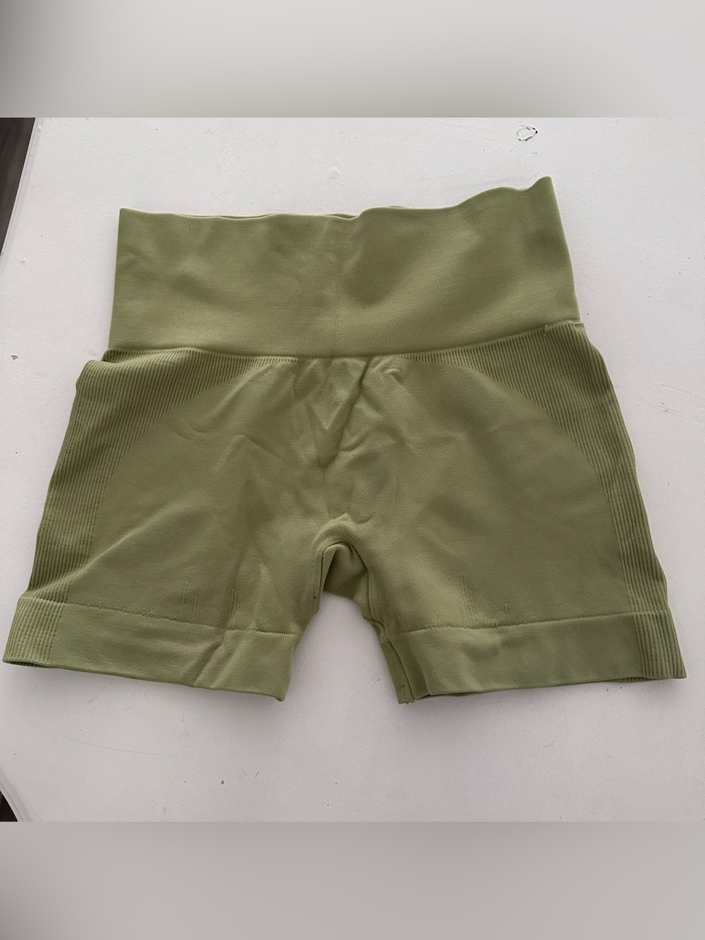 SET ACTIVE Sculptflex®
Power Shorts green rare seasonal color small euc